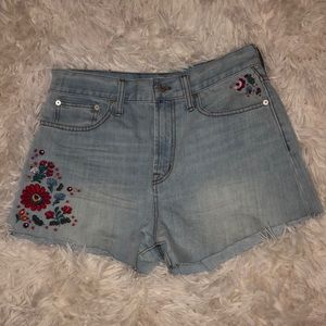 adorable madewell cutoffs